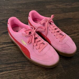 Puma Women's Vibrant Pink and Red Sneakers